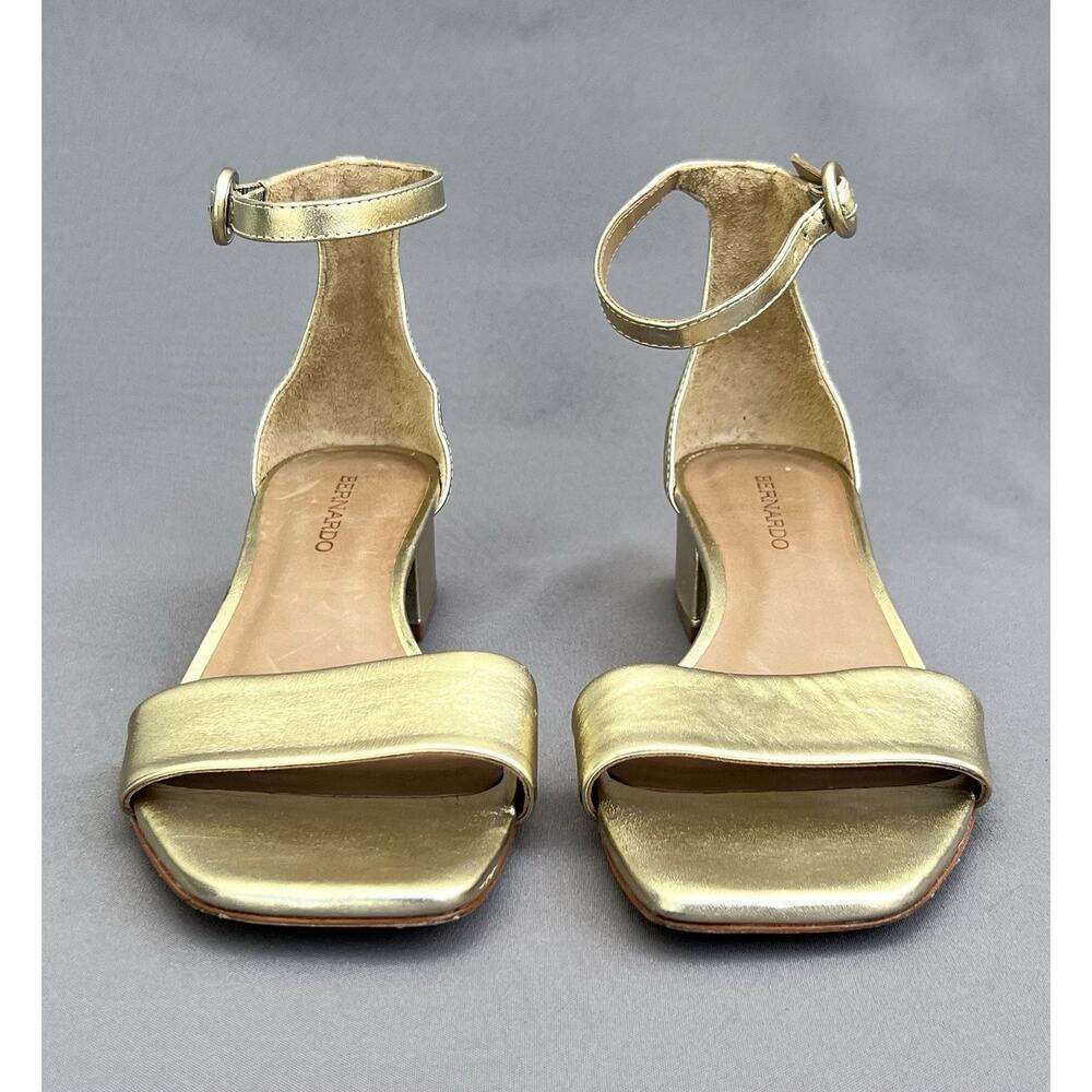 BERNARDO Jalena Low Heel Sandal Champagne Antique Calf Women's Size 8.5 US - Picture 4 of 13